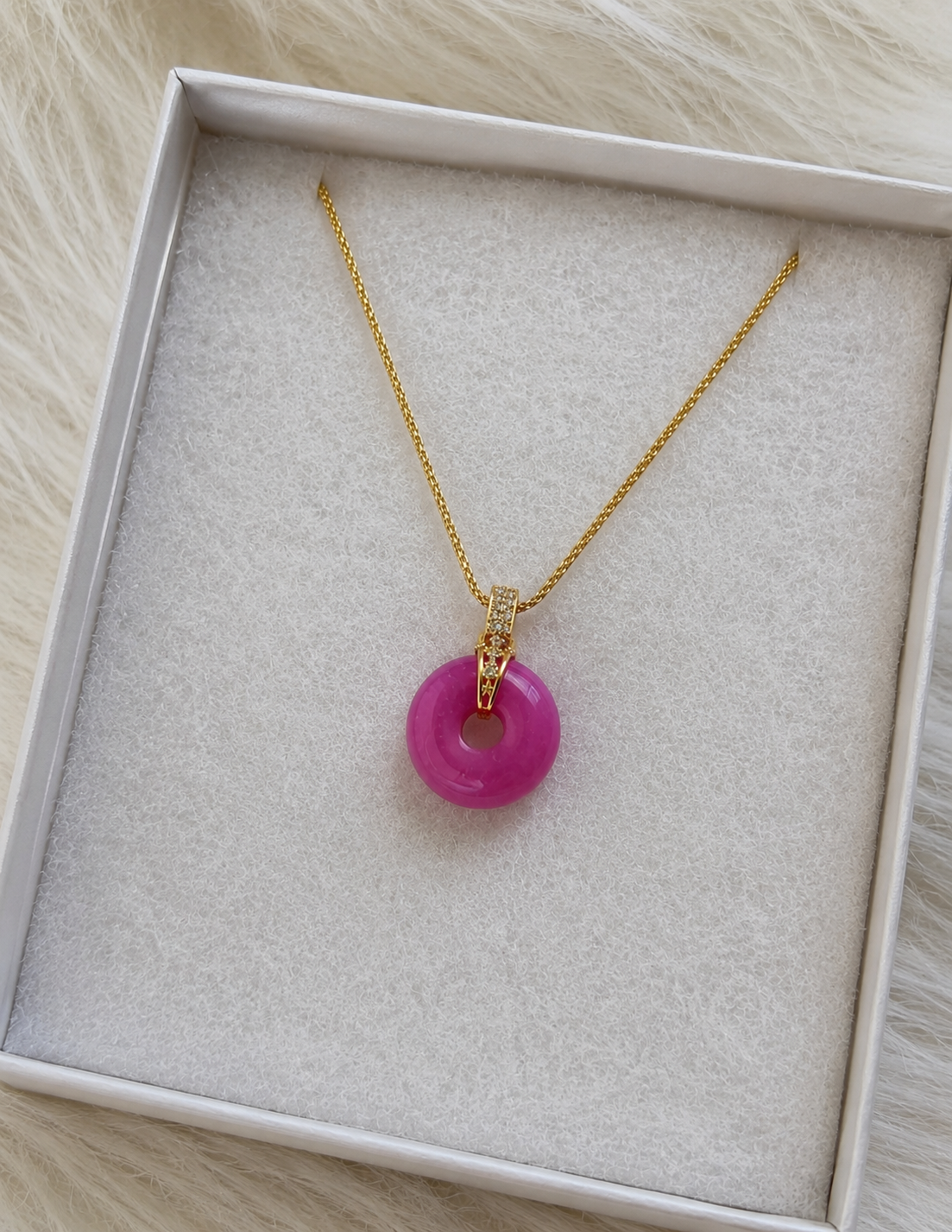 Jade Rosa Necklace