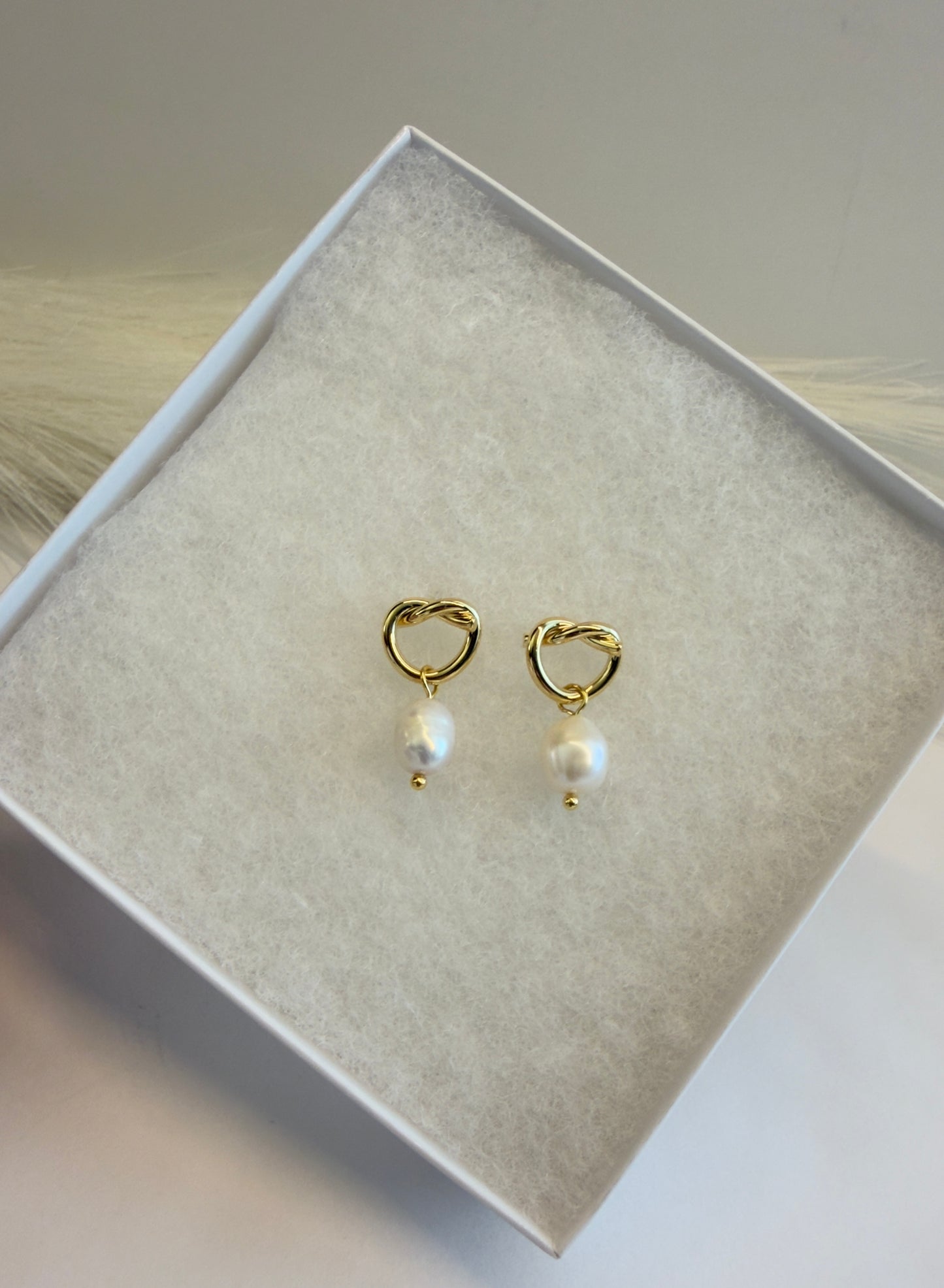 Riviera Pearl Hoops