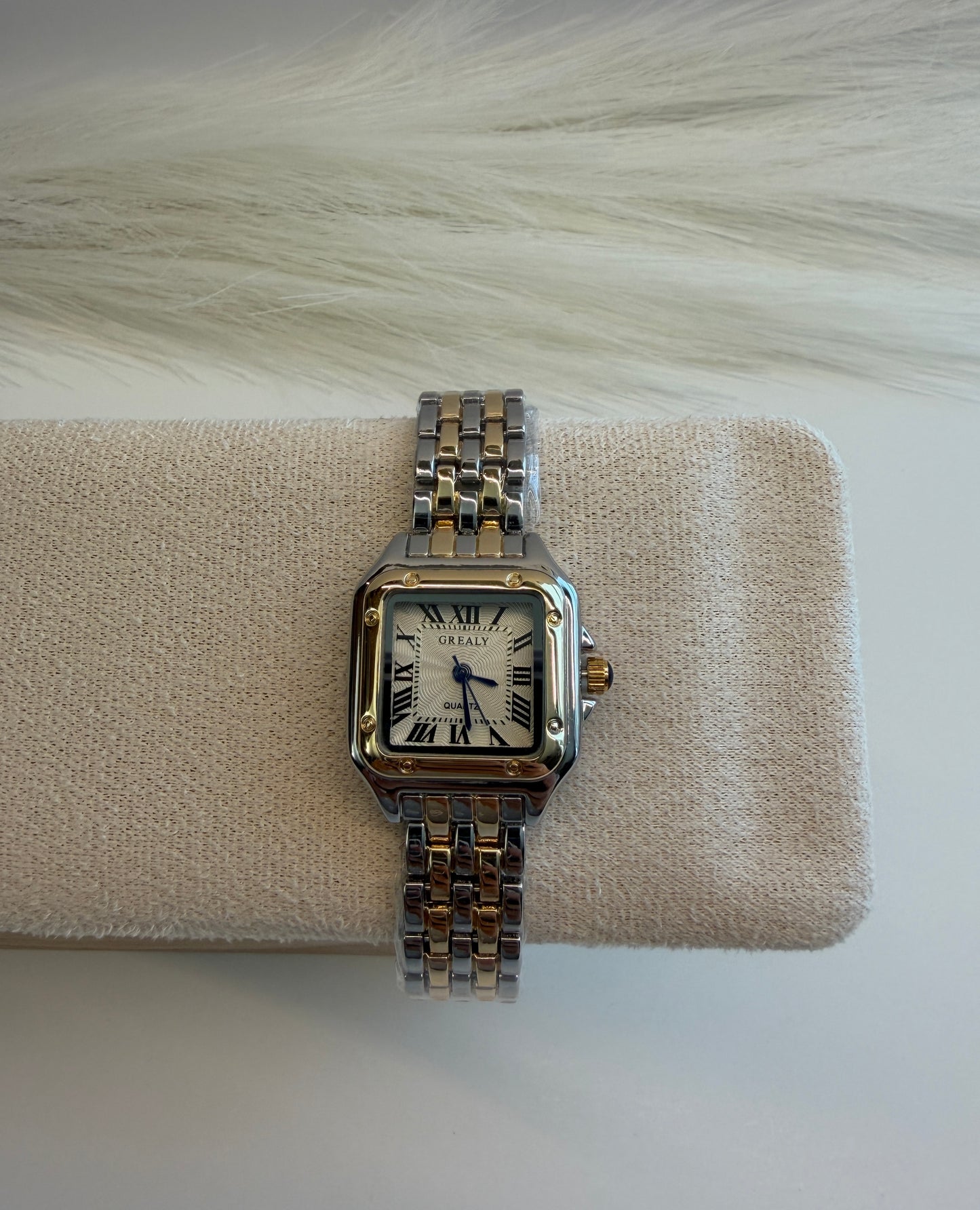 Paris Watch ( Pre-order)