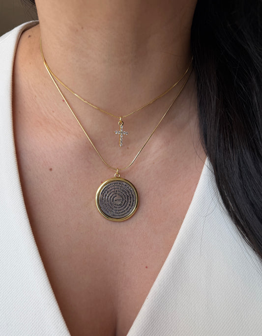 Oración Sagrada Necklace