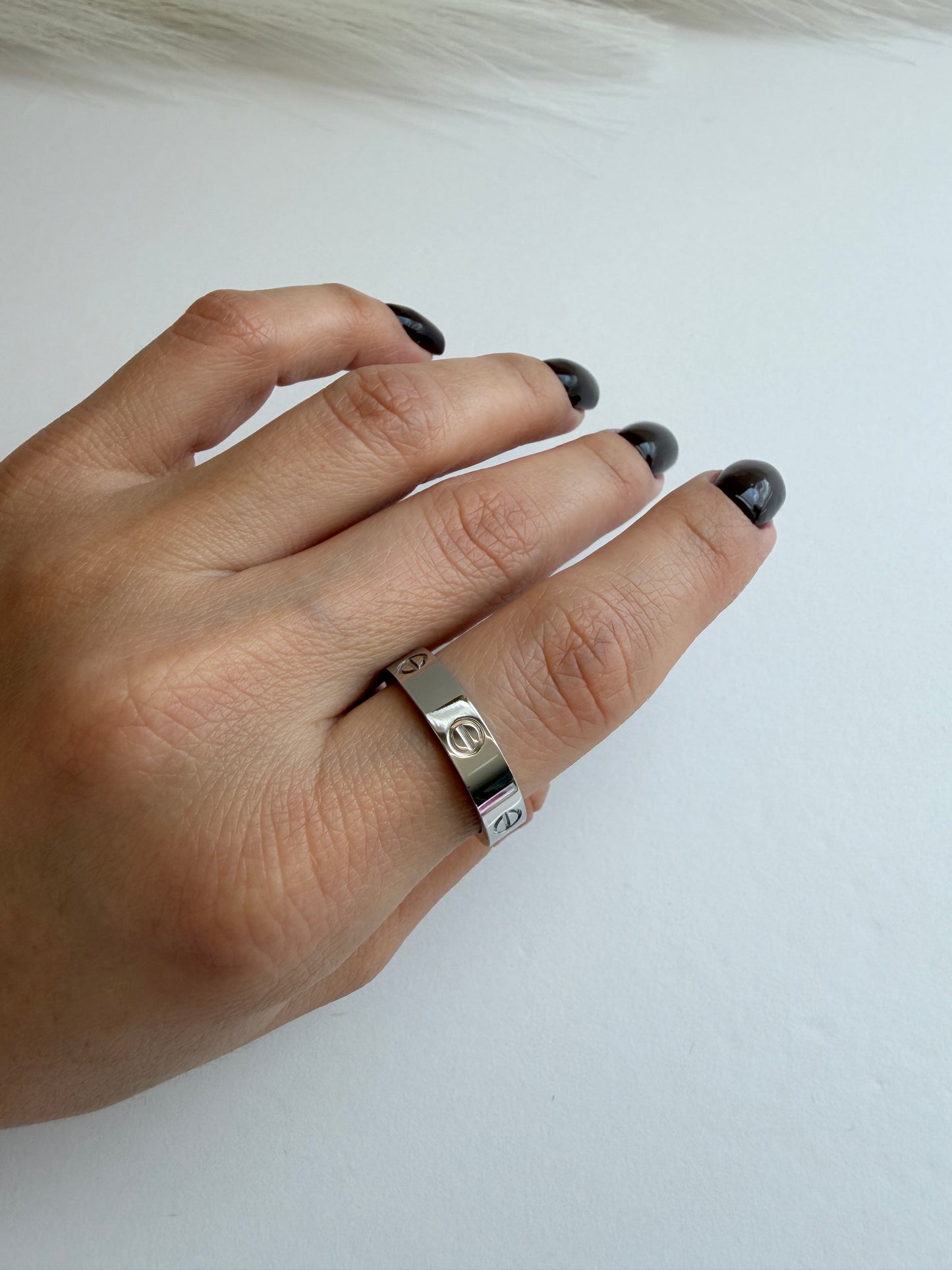 Amore Ring