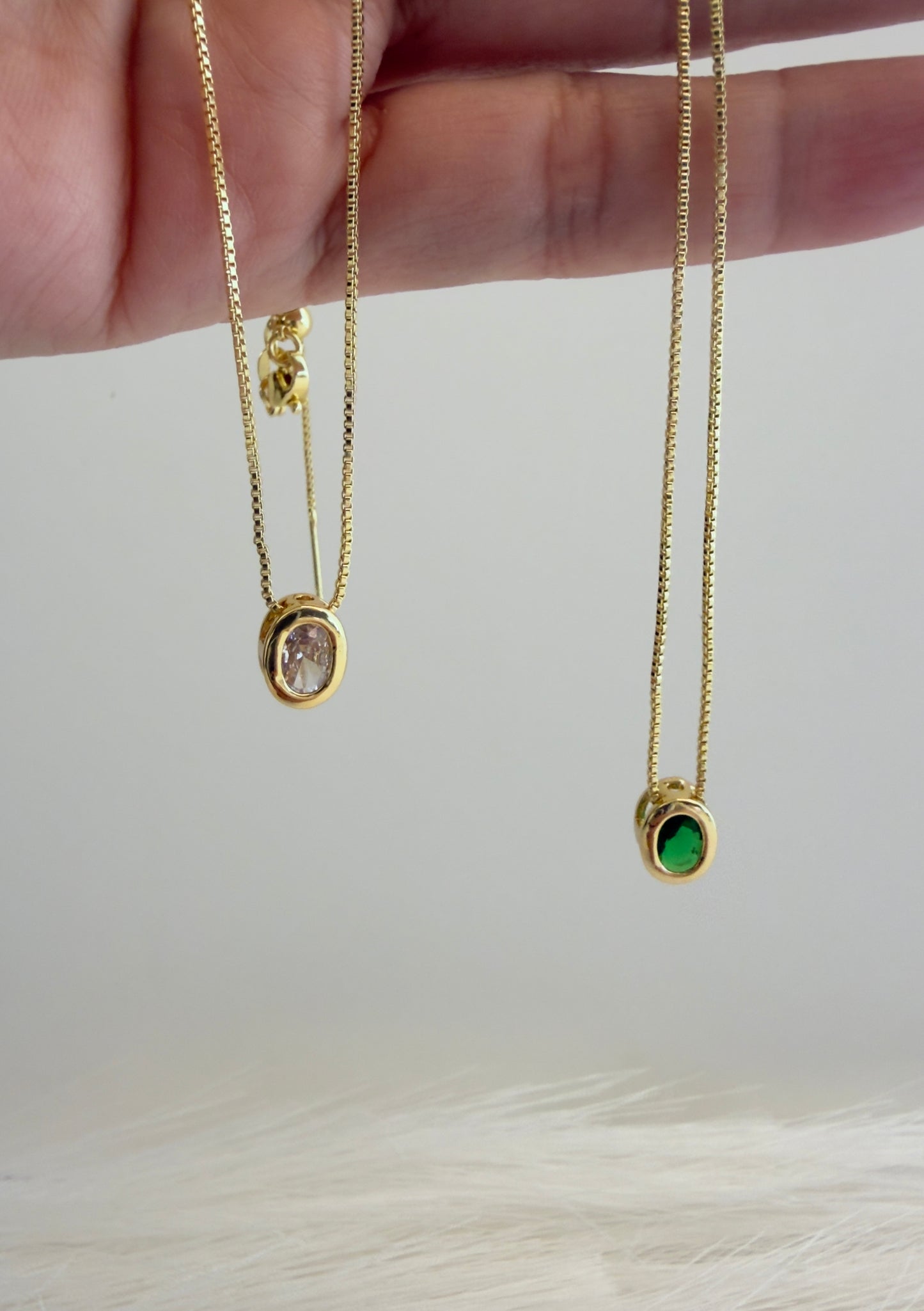 Lumi oval Necklace