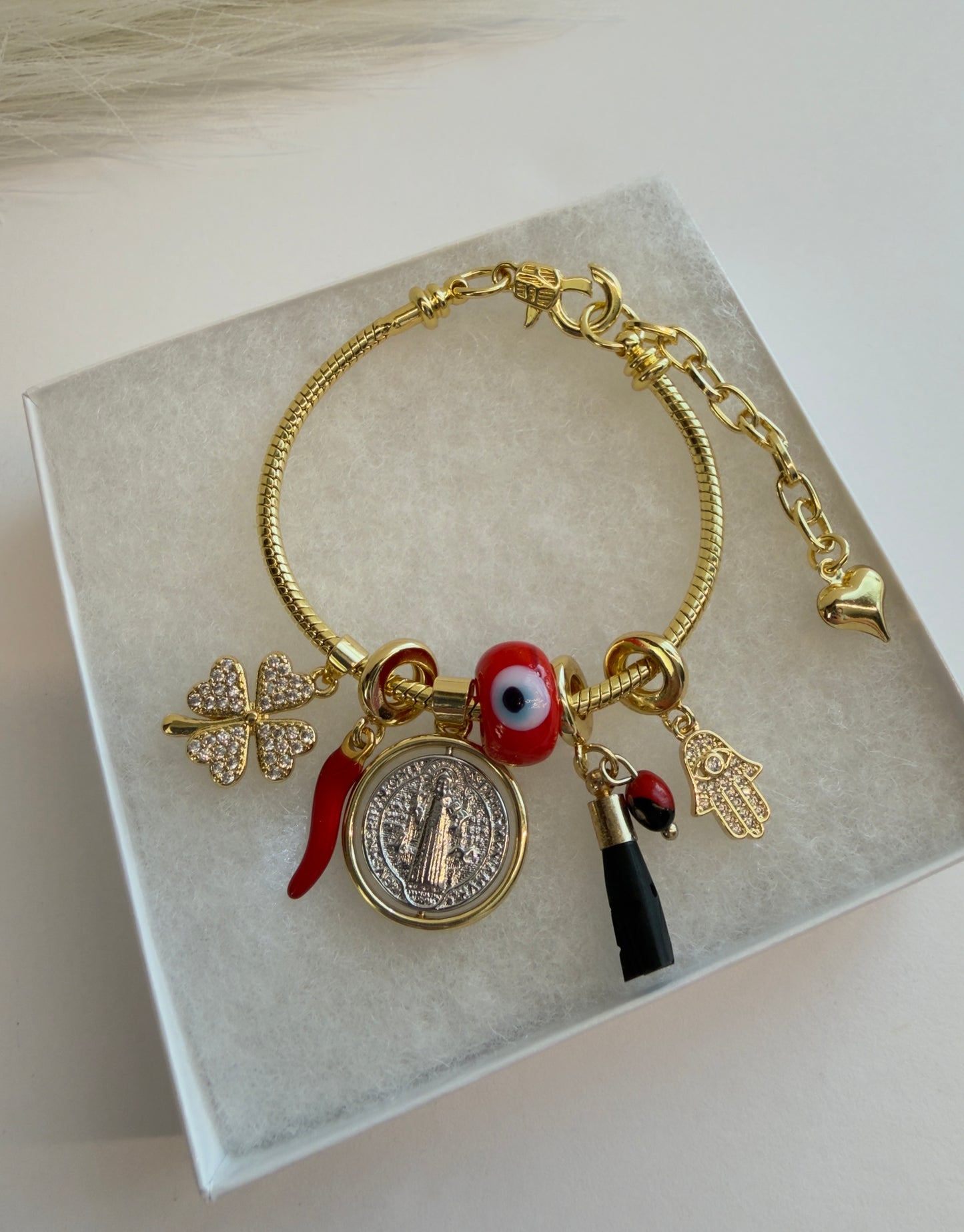 Amuletos L’AQUILA