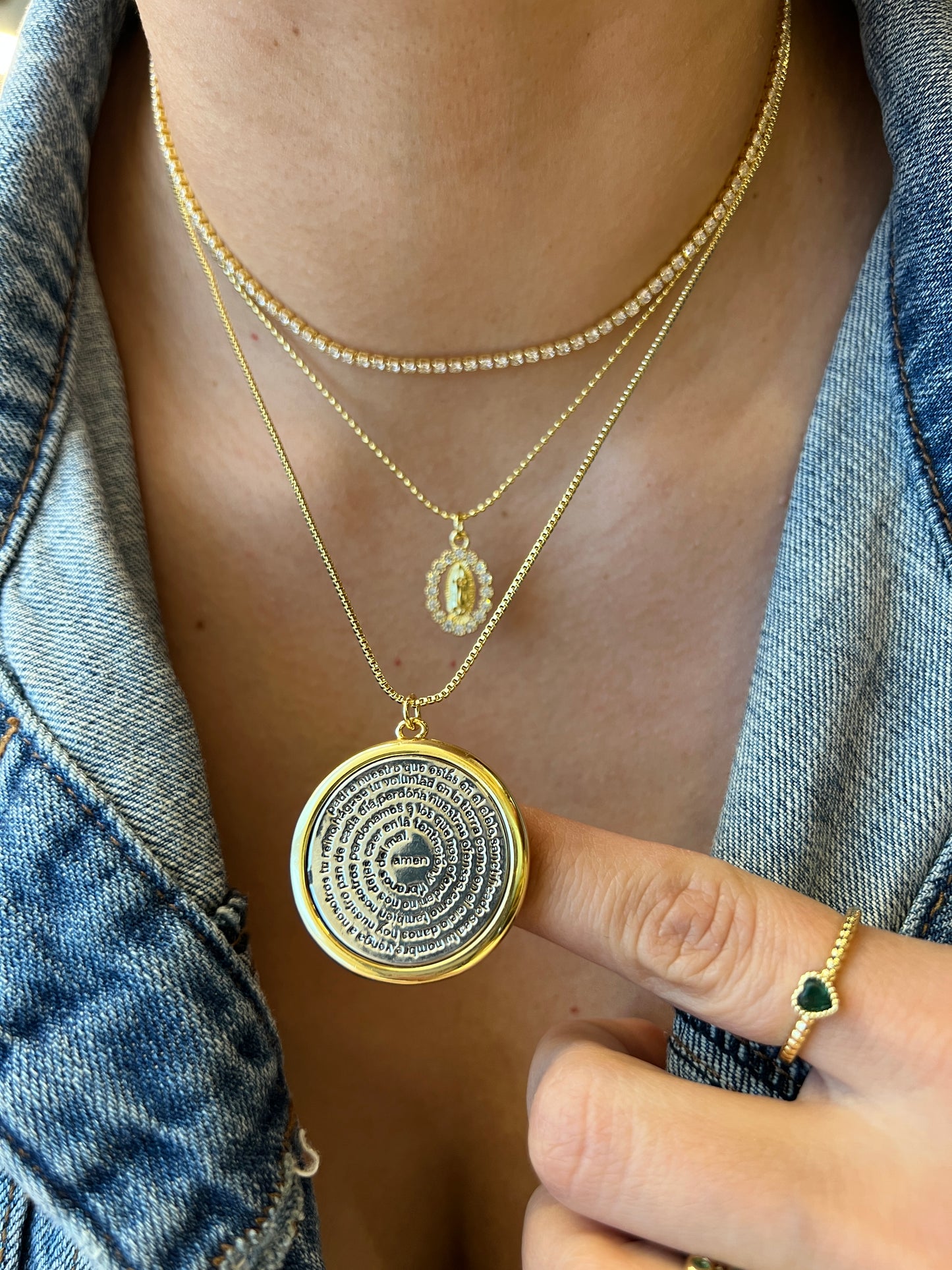 Oración Sagrada Necklace