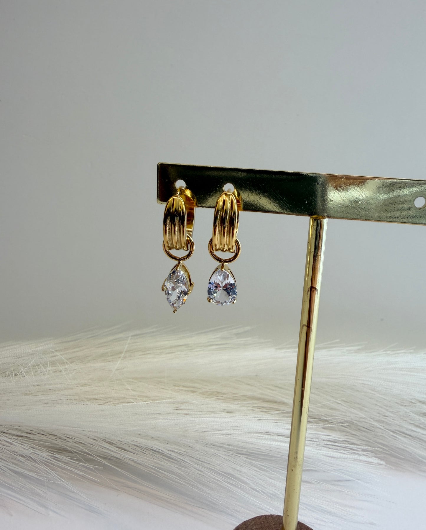 Éclat Mismatch Hoops