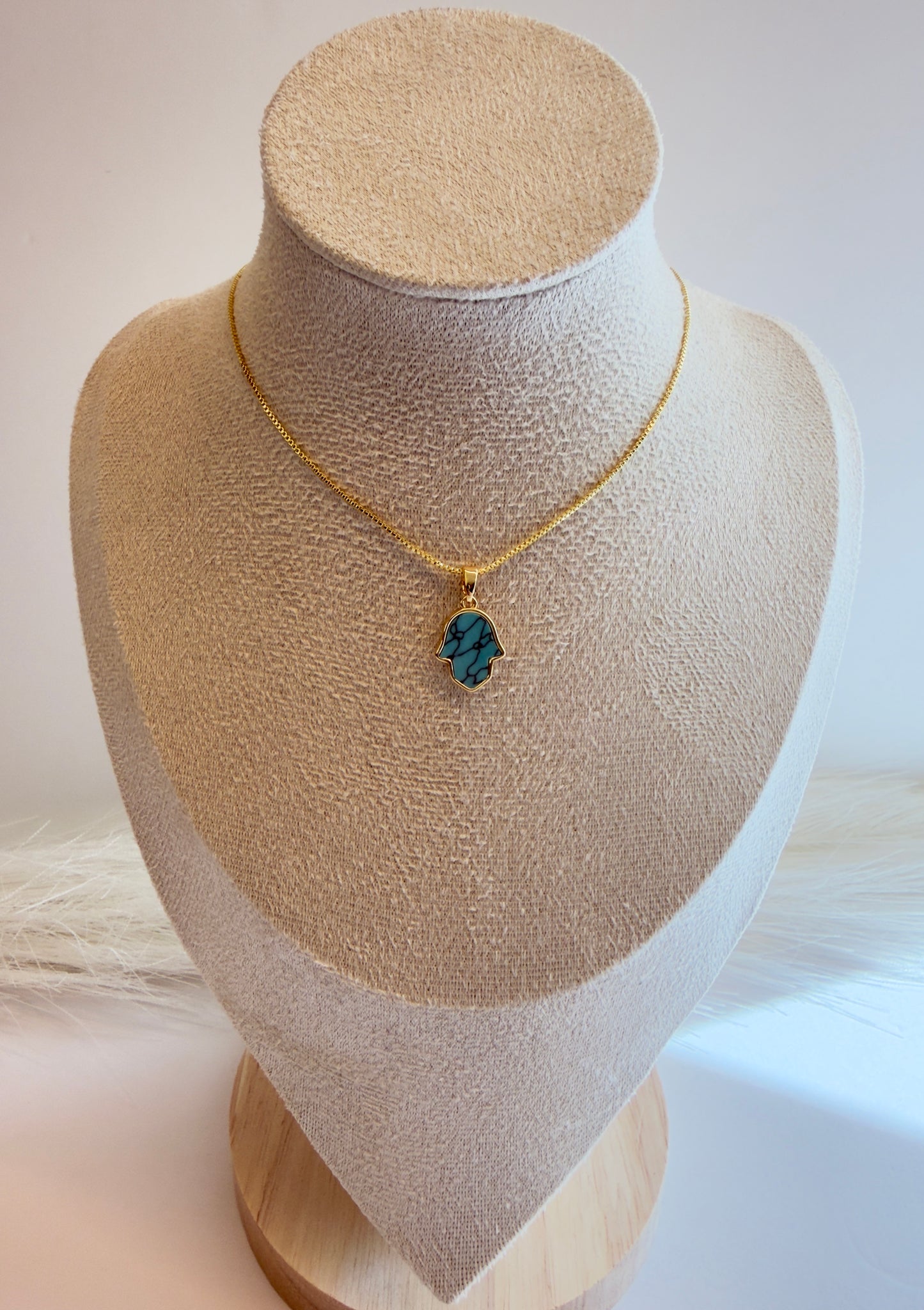 Mano de Fátima Necklace