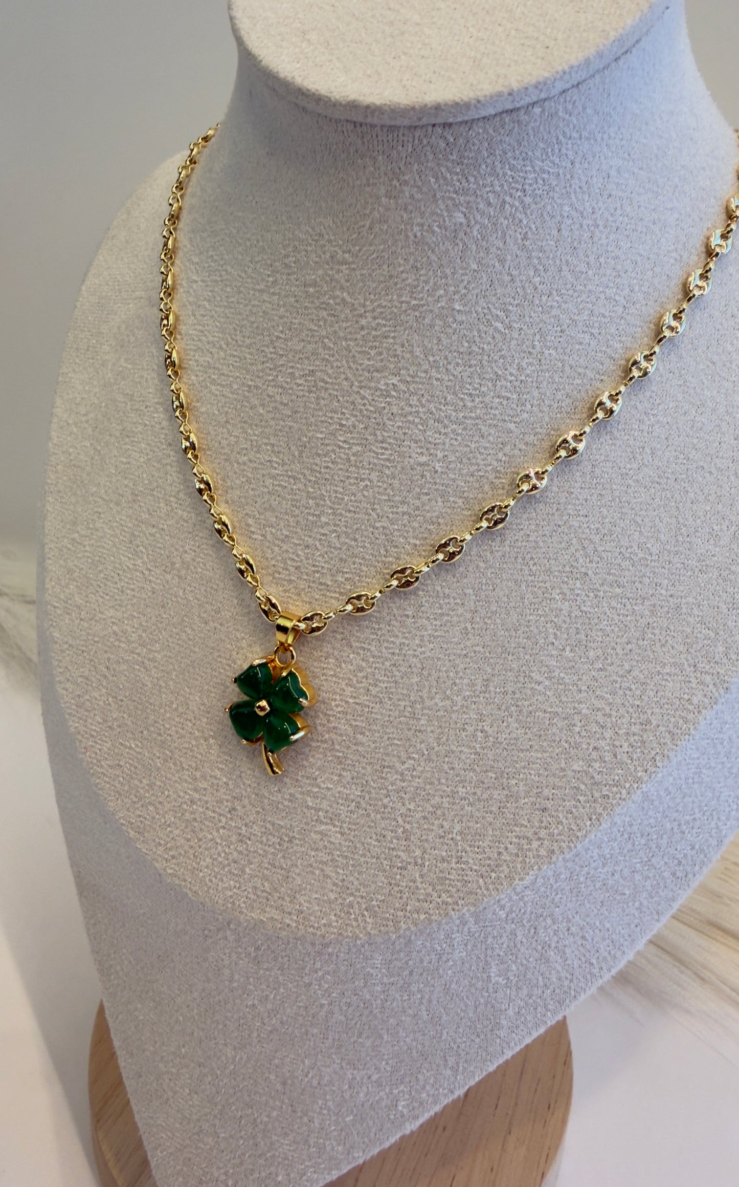 Trébol deJade Necklace