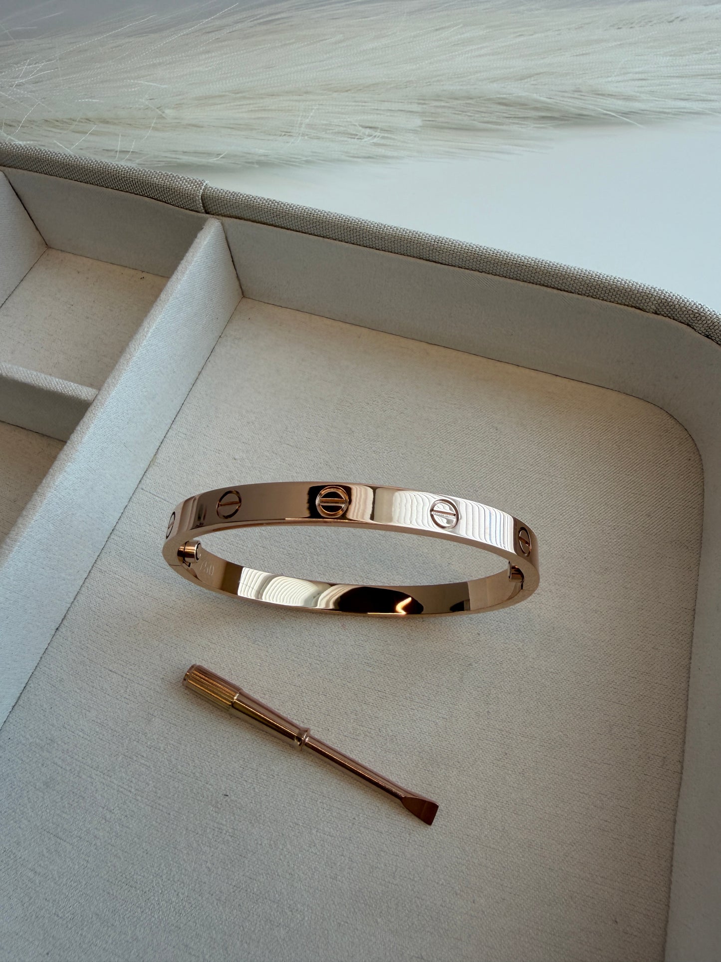 Classic Gold Thick Bangle