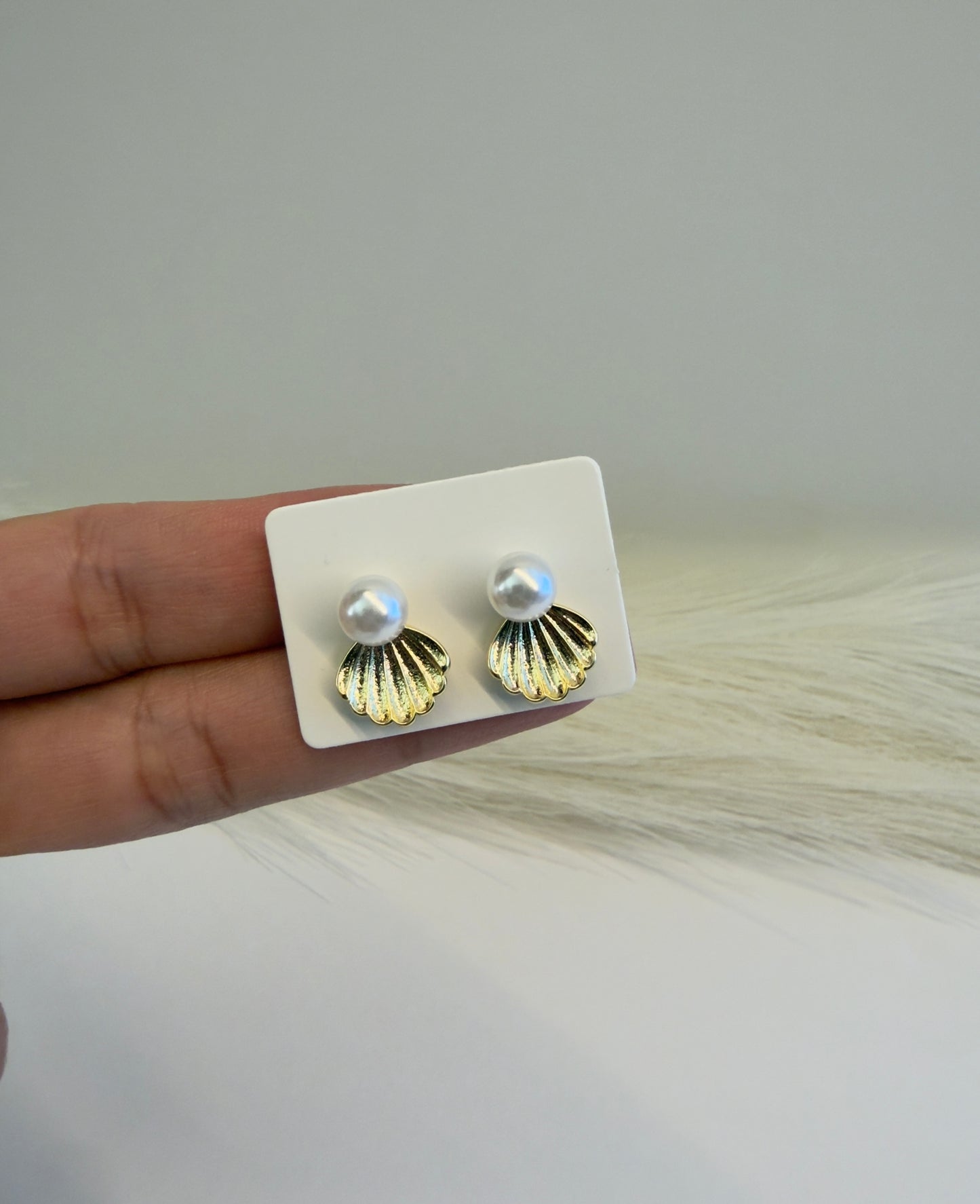 Ostra Earrings