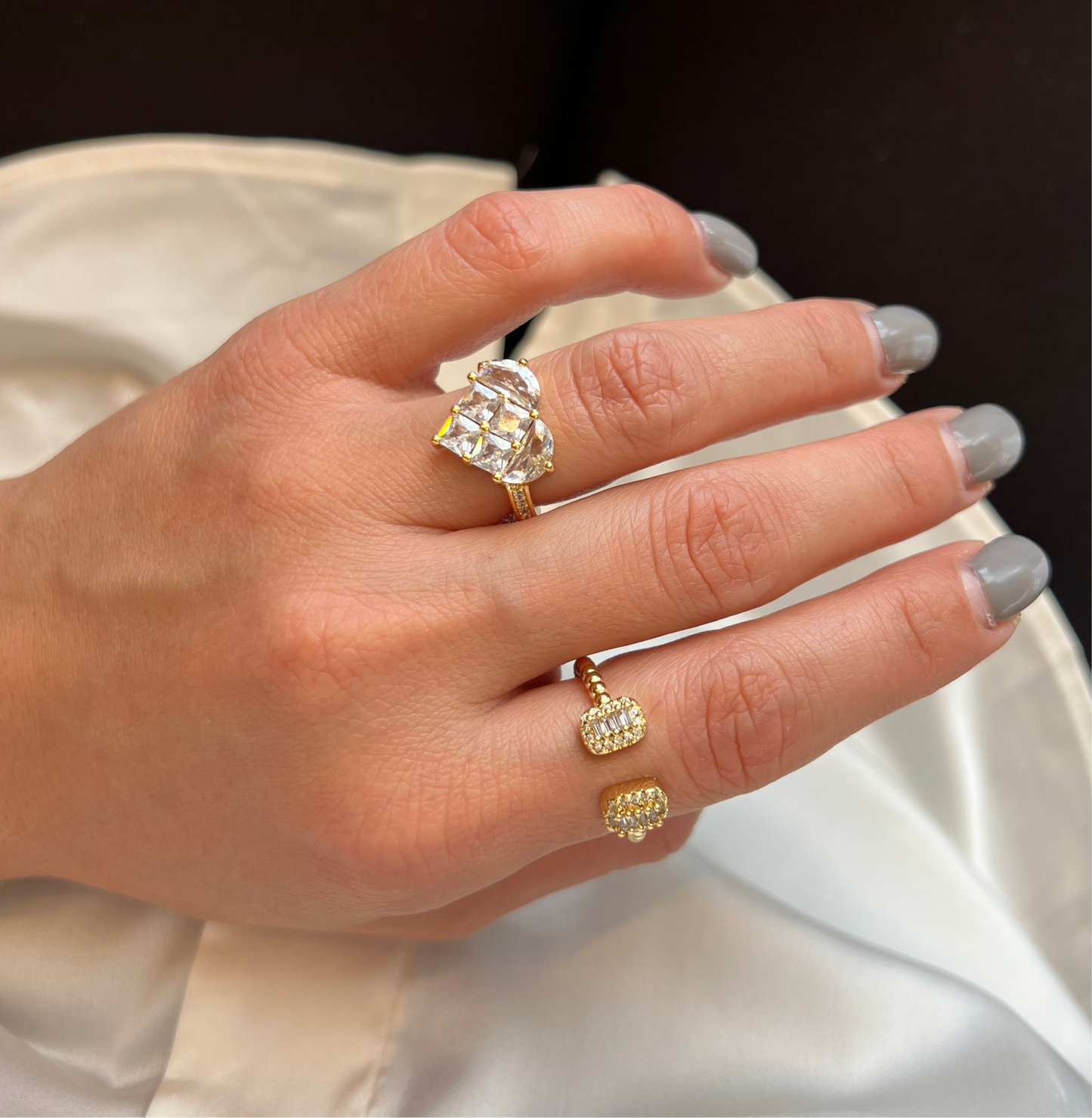 CORA RING