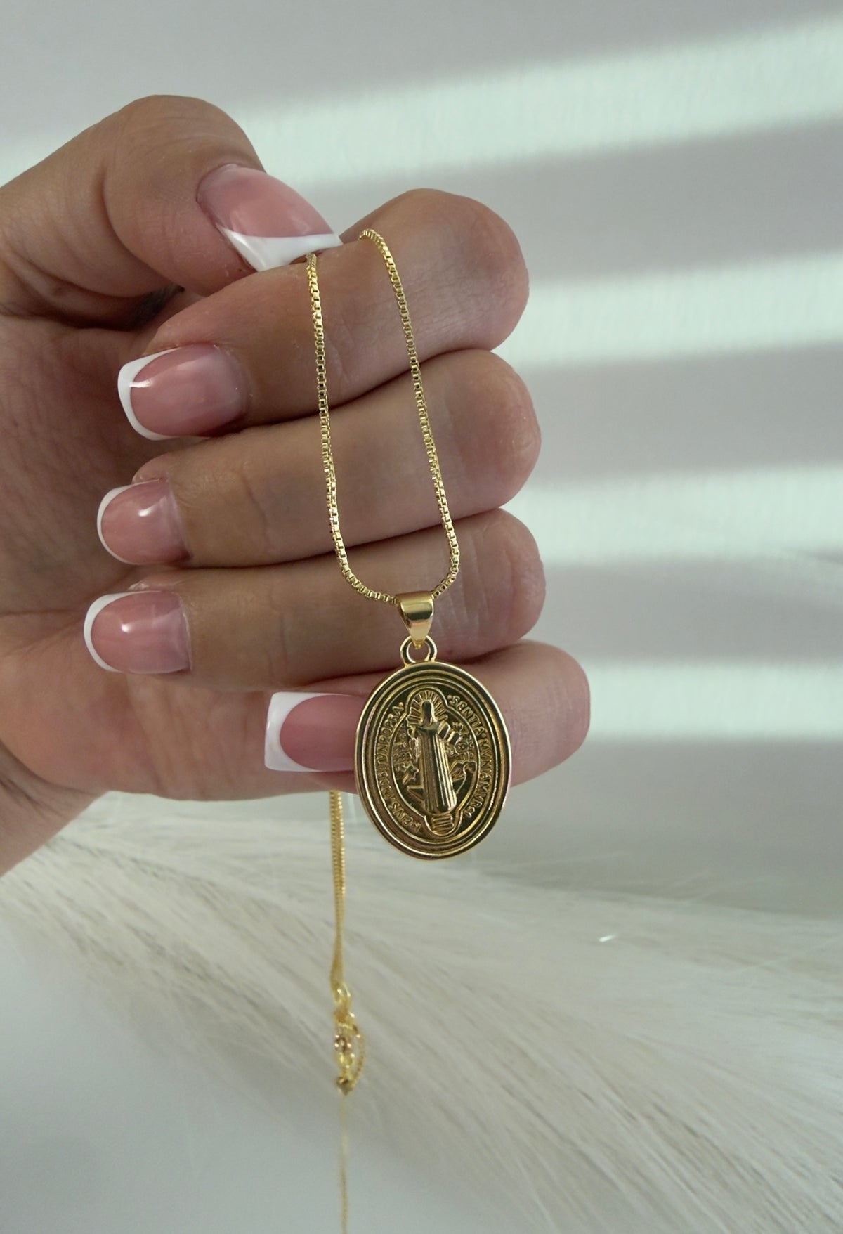 Mi devoción Necklace