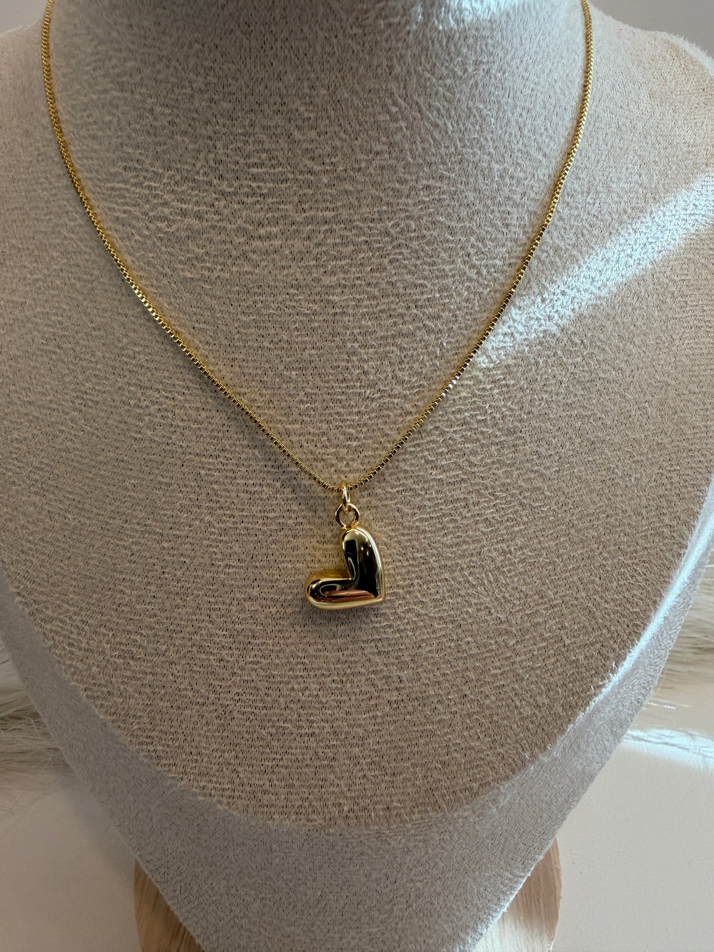 Suspiro Cora Necklace
