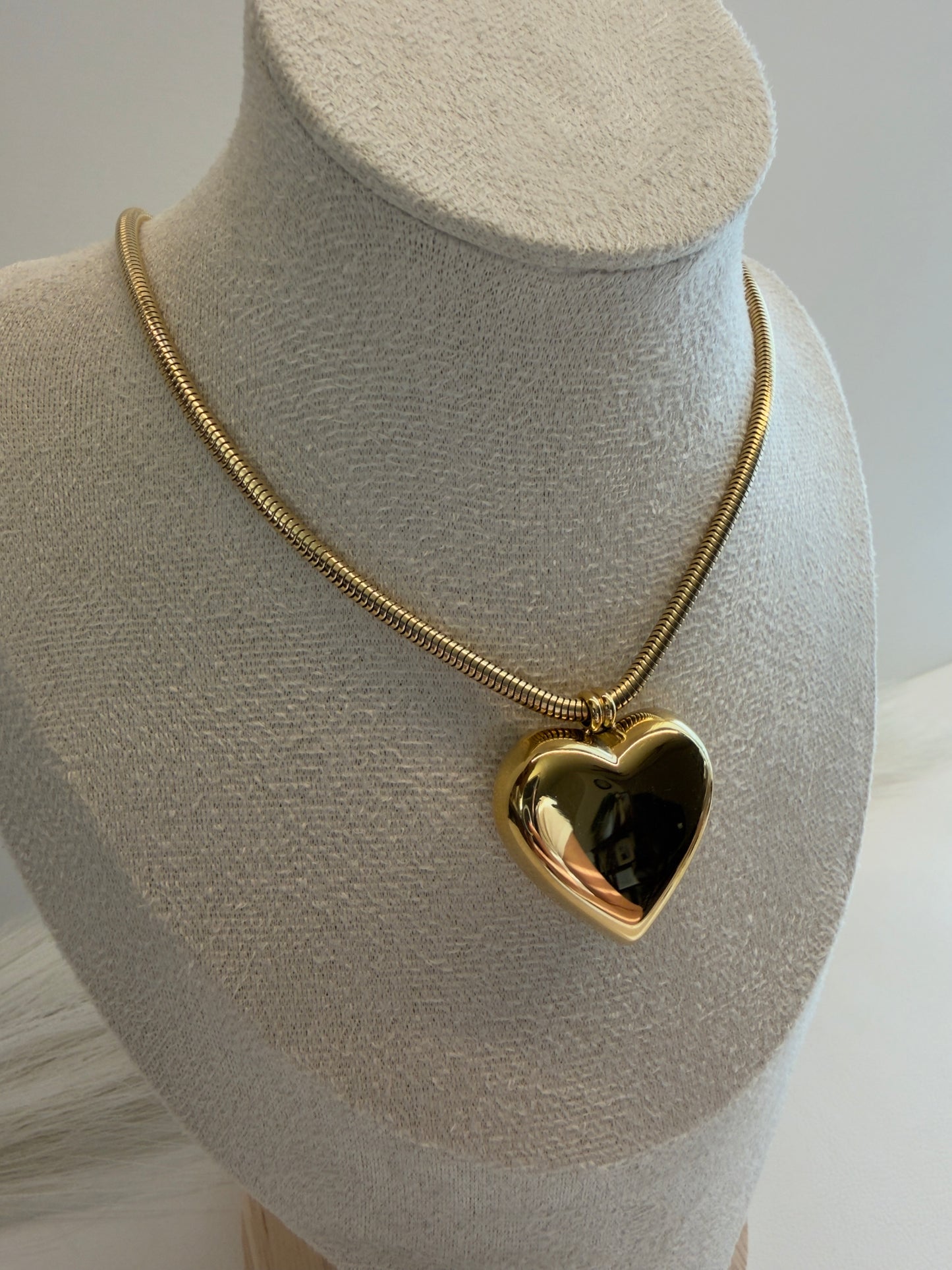 Late Cora Necklace