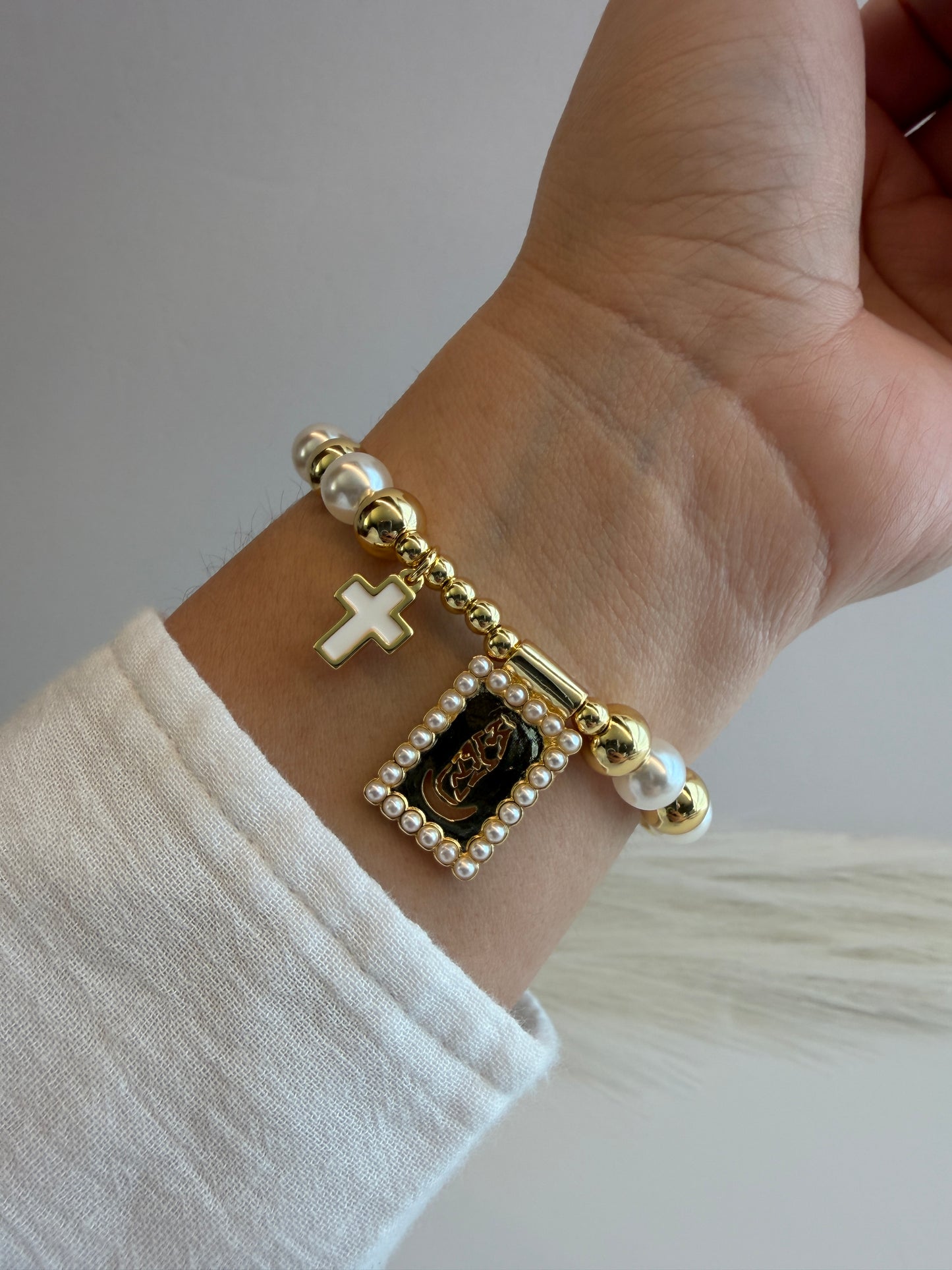 Virgen Bracelet