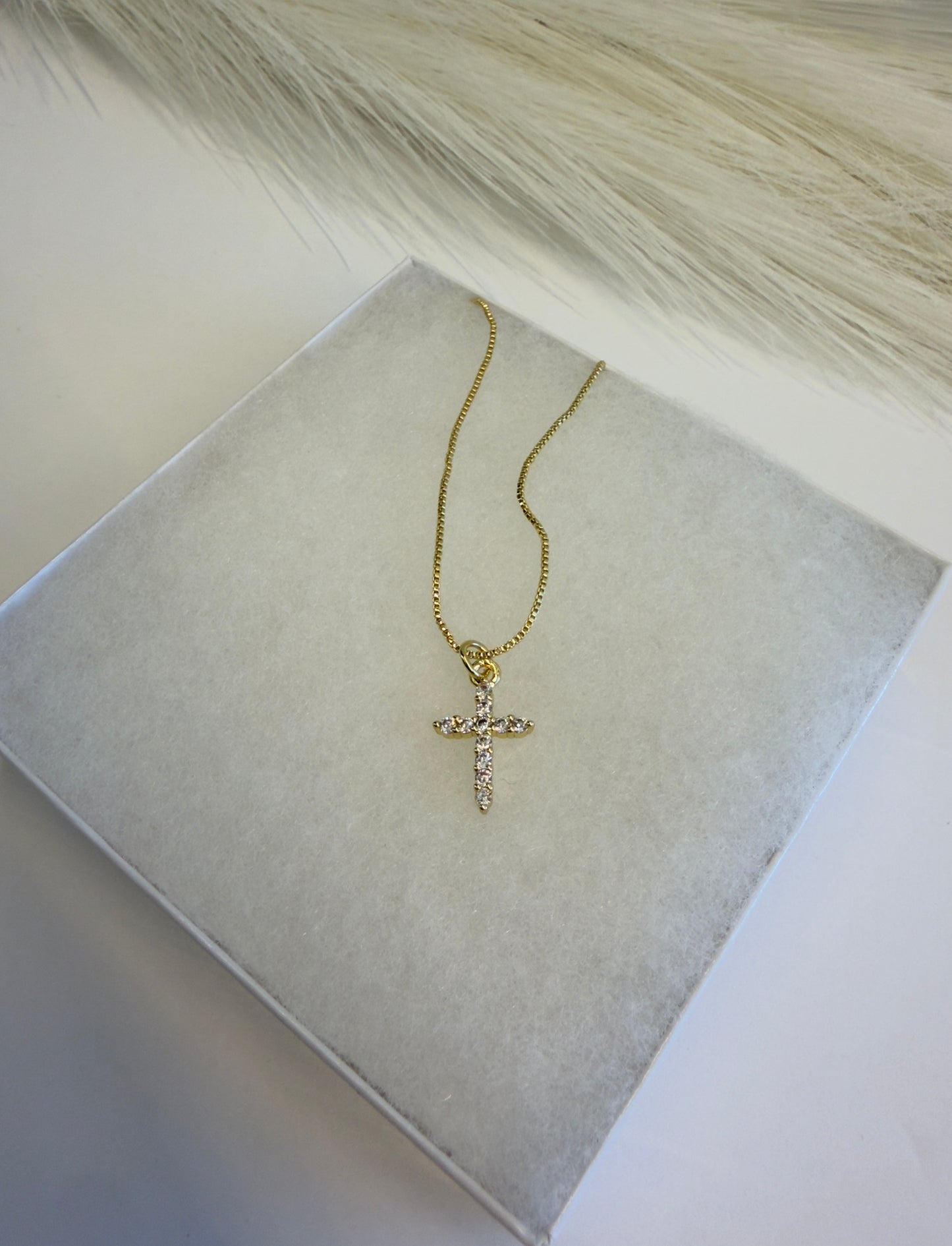 Fe Radiante Necklace