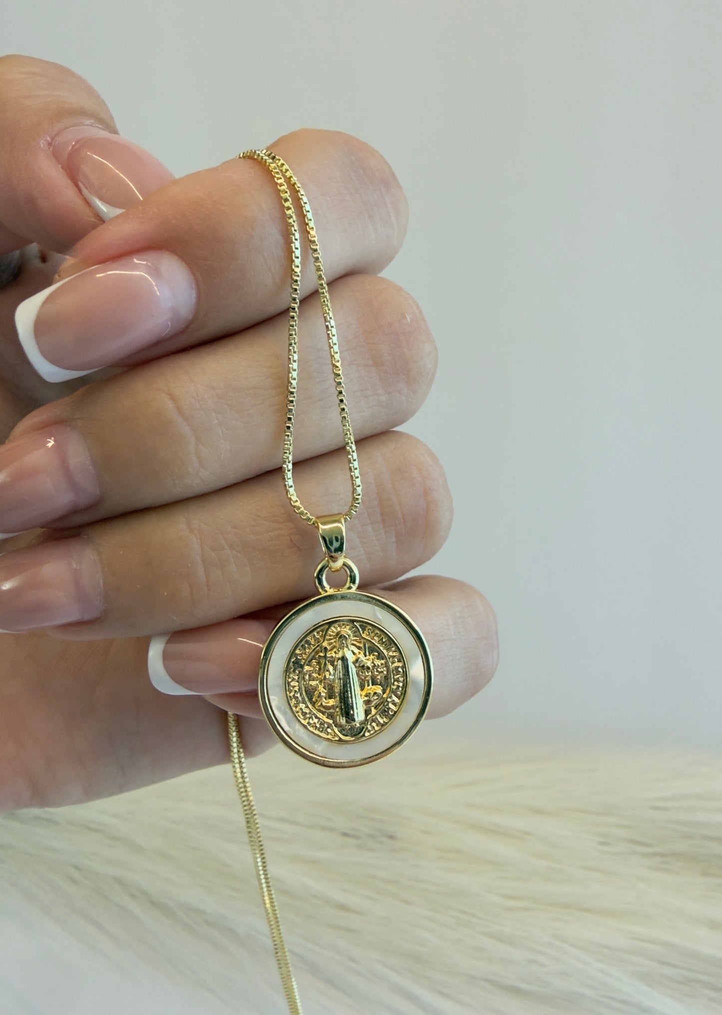 San Benito Nácar Necklace
