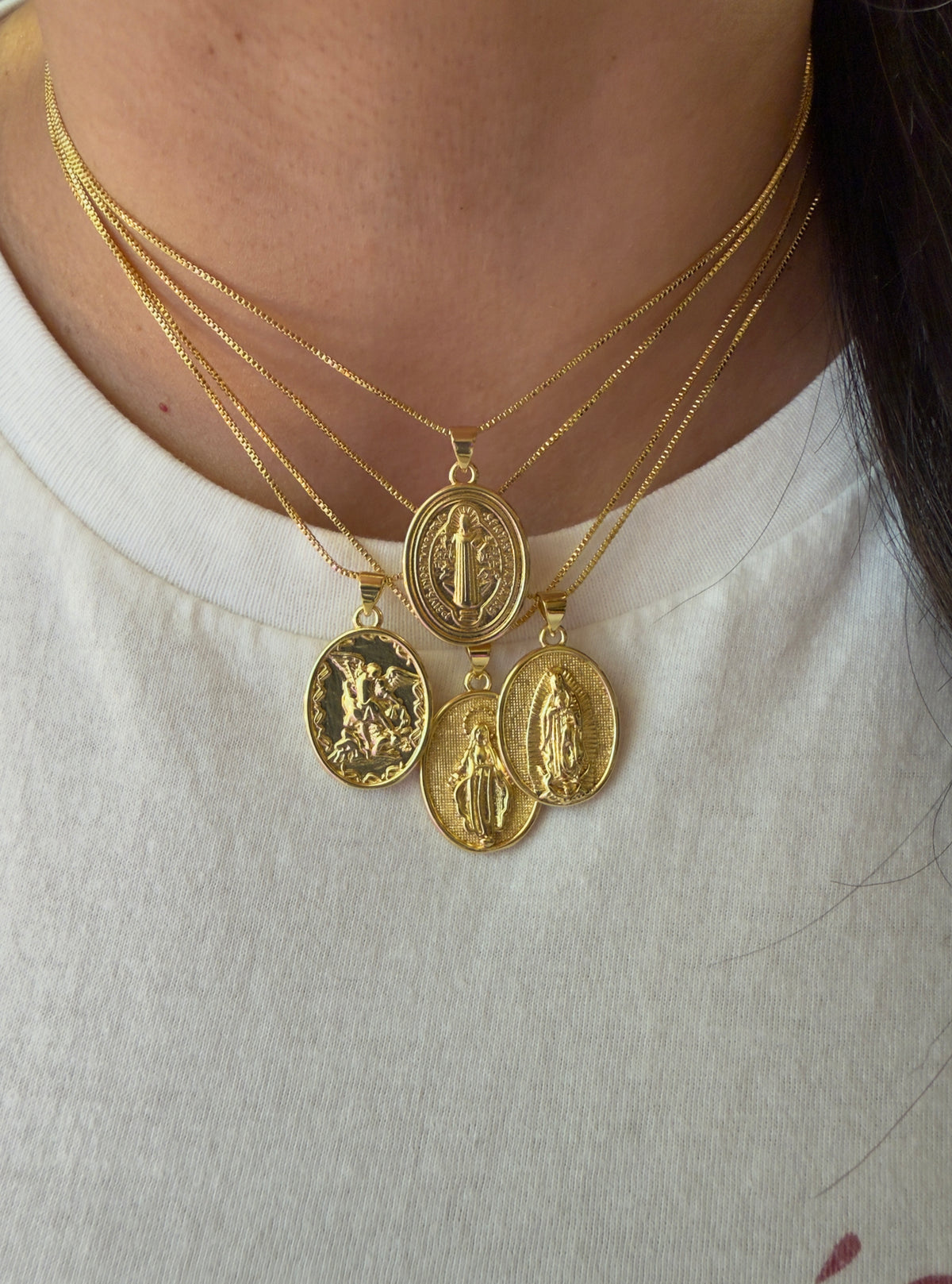 Mi devoción Necklace