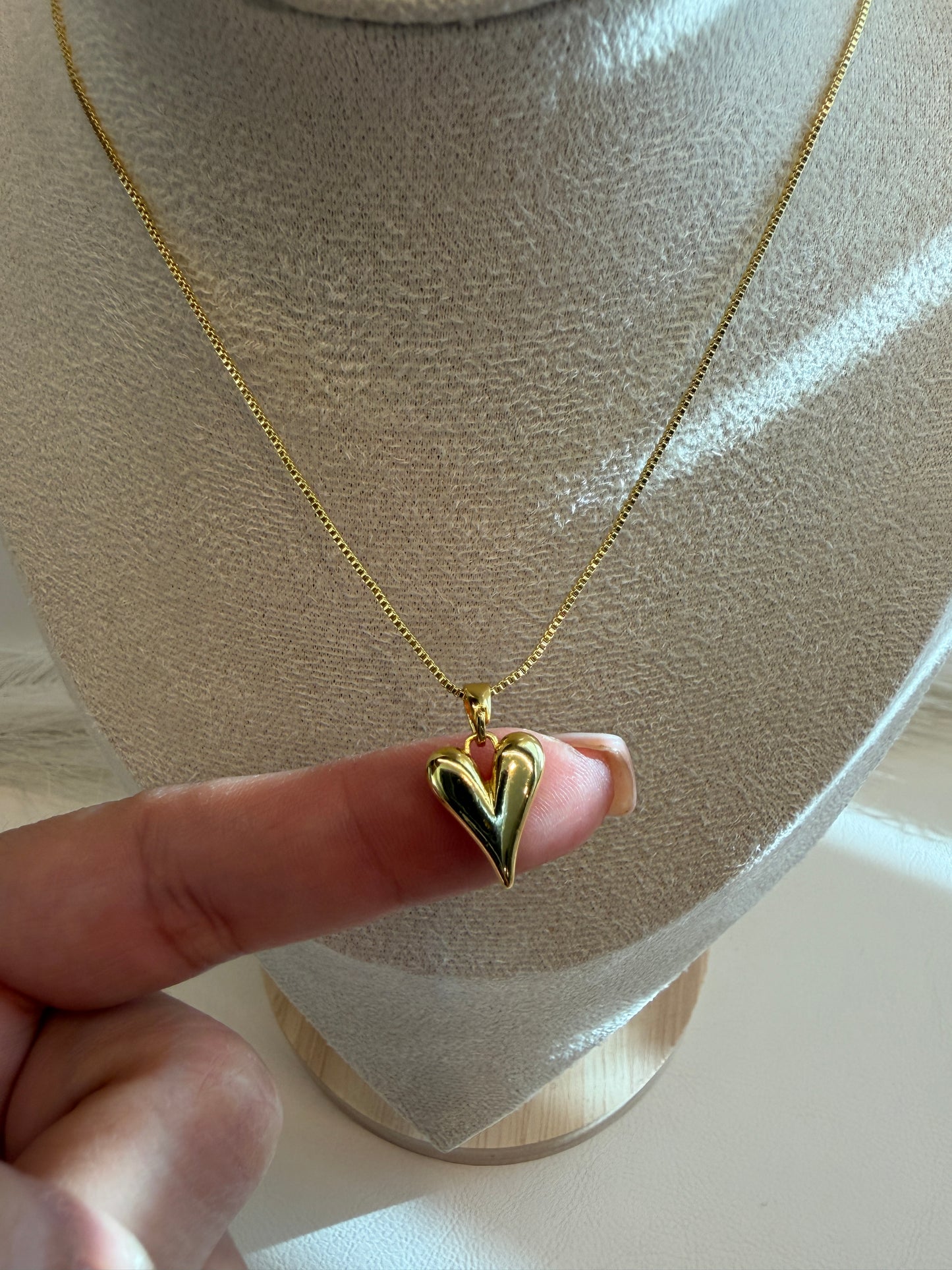 Esencia Necklace