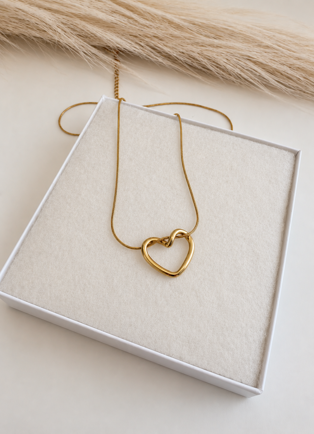 Romantico Necklace