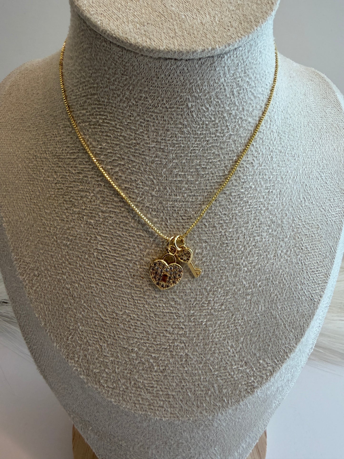 Valentín Necklace