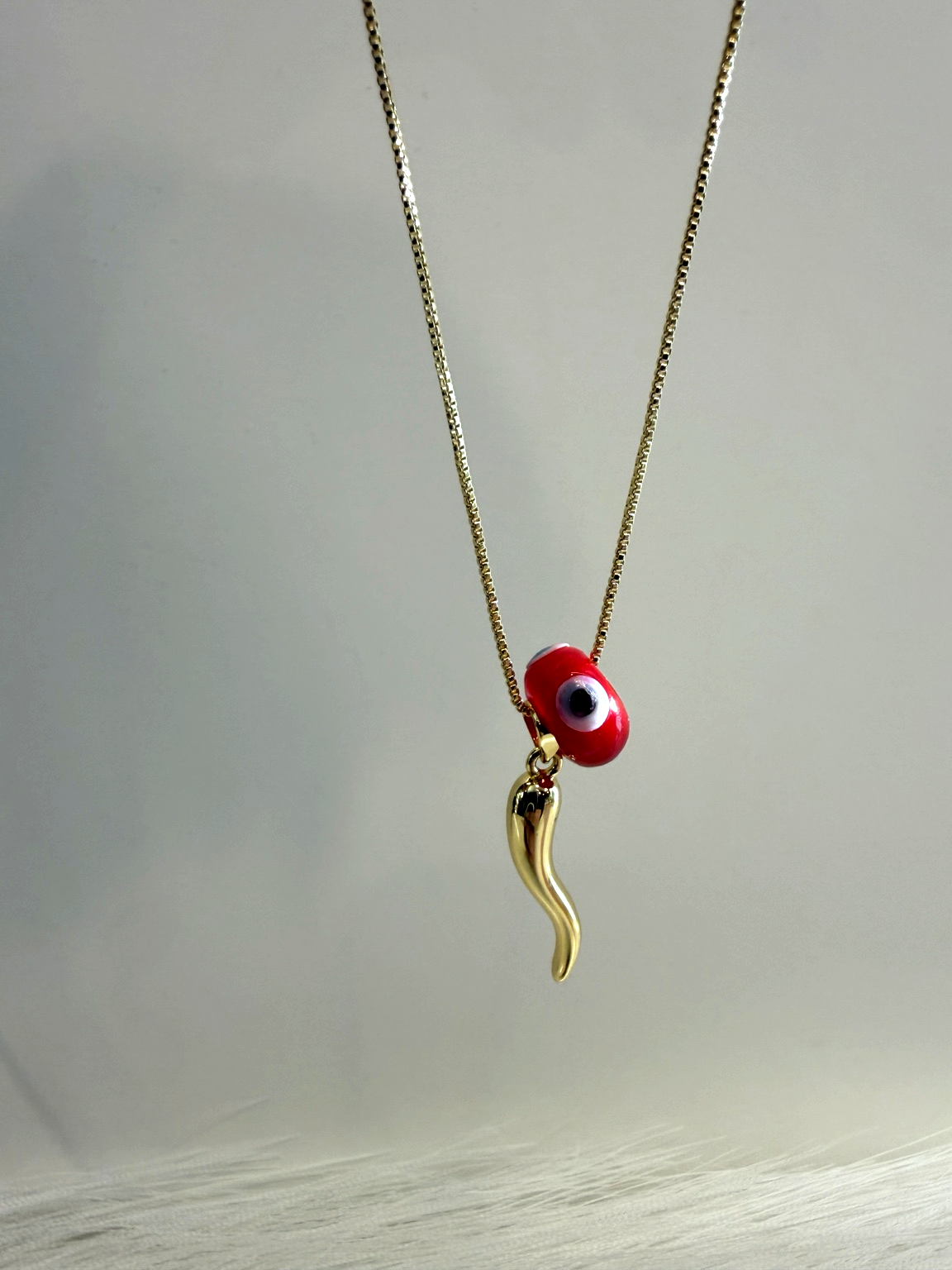 Amuleto Necklace